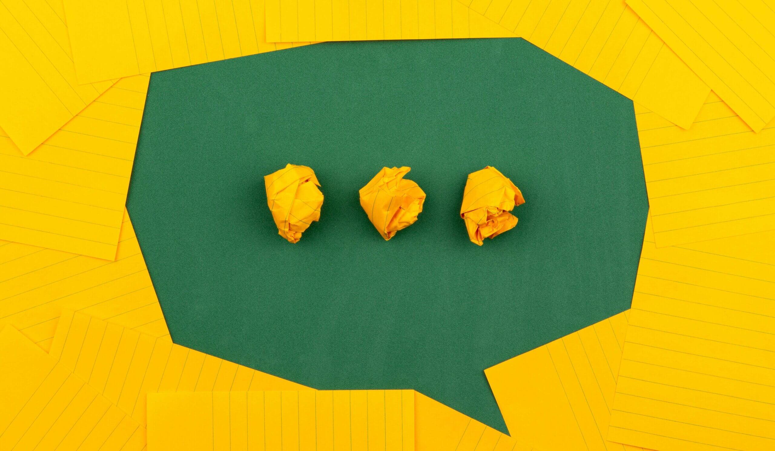 点が3つ並んだ吹き出し